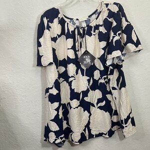 Ava & Viv Blue and Cream Floral Blouse